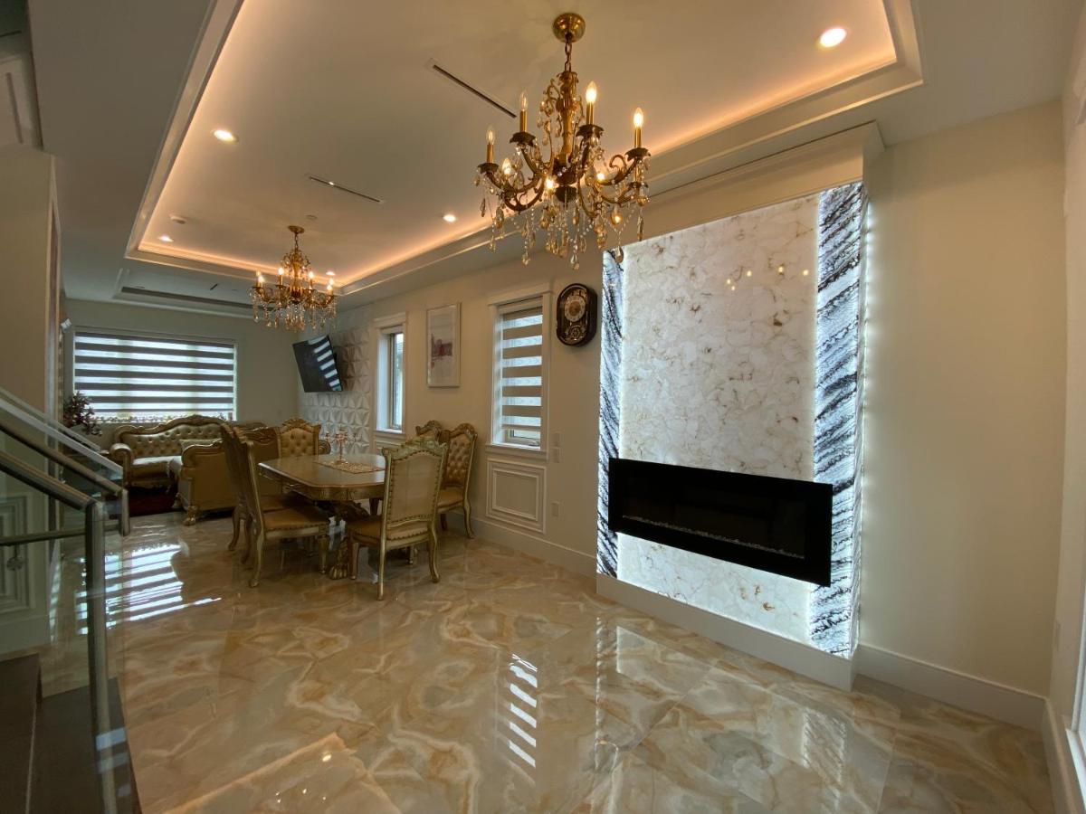 Milano Luxury Suites Vancouver Luaran gambar